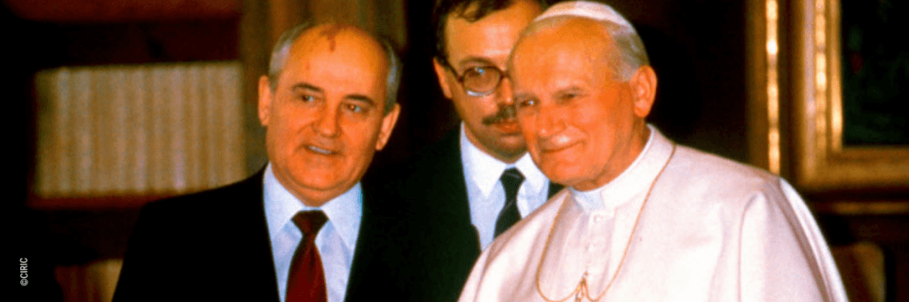 Le Pape Jean Paul II et Gorbatchev