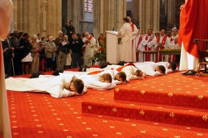 ordinations_orléans_2013_prostration