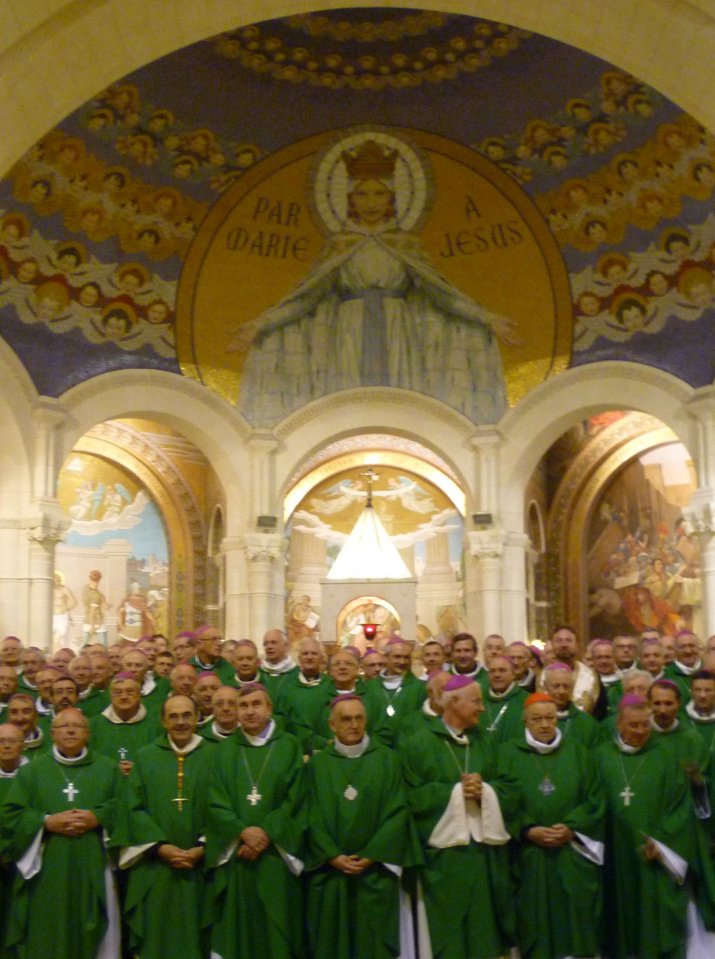 Retour en images sur jeudi 7 novembre 2013 Église catholique en France