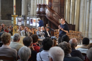 rassemblement à la cathédrale de Bordeaux le 9 octobre 2016