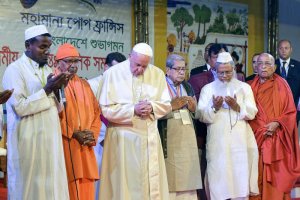 1 décembre 2017 Voyage apostolique du pape François en Bangladesh. Rencontre interreligieuse pour la paix