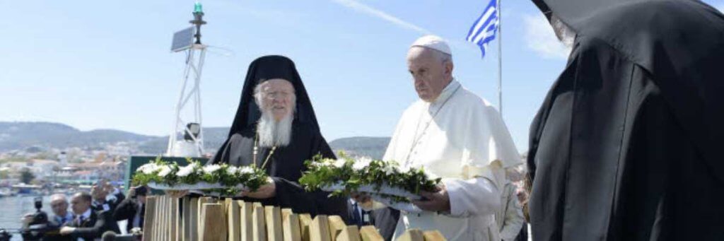 16 avril 2016 : pape François, patriarche oecuménique de Constantinople BARTHOLOMEE 1er et HIERONYMOS II, arch. othodoxe d'Athènes et de toute la Grèce, mémoire des victimes, Lesbos, Italie