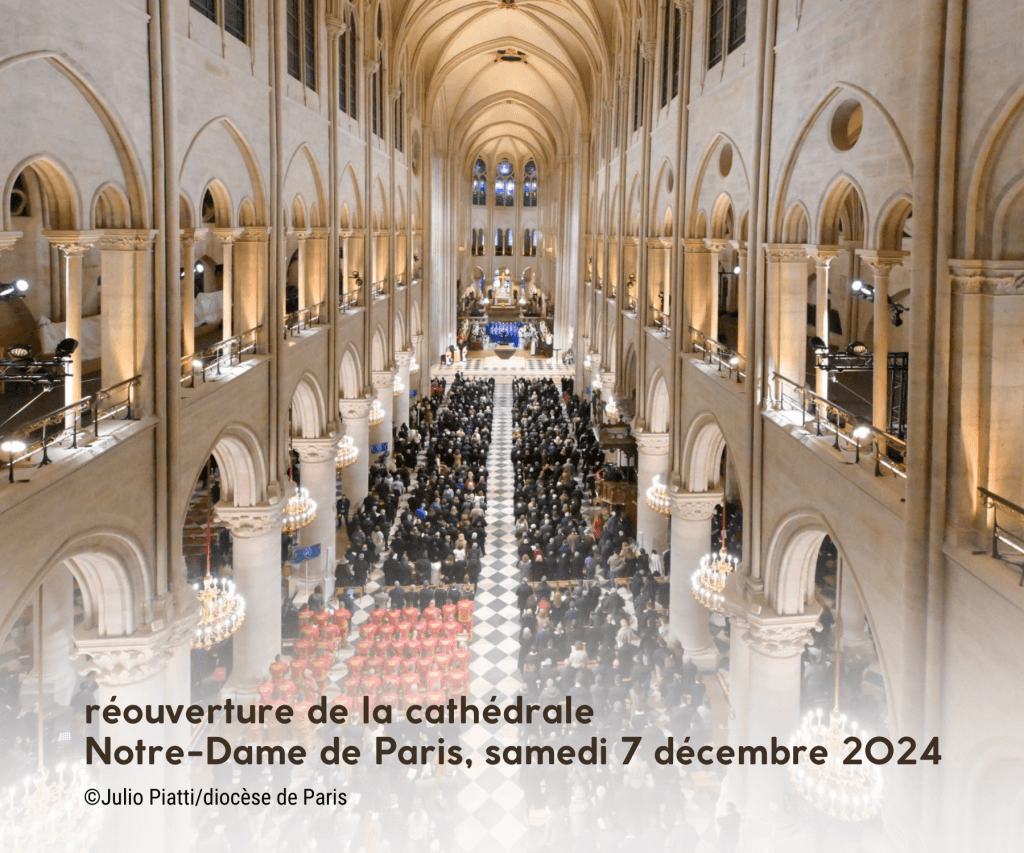 Nef de la cathédrale de Notre-Dame de Paris, lors de sa réouverture, décembre 2024