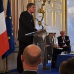 image de Mgr de Moulins-Beaufort, Président de la CEF au pupitre dans le salon du Ministère des affaires étrangères