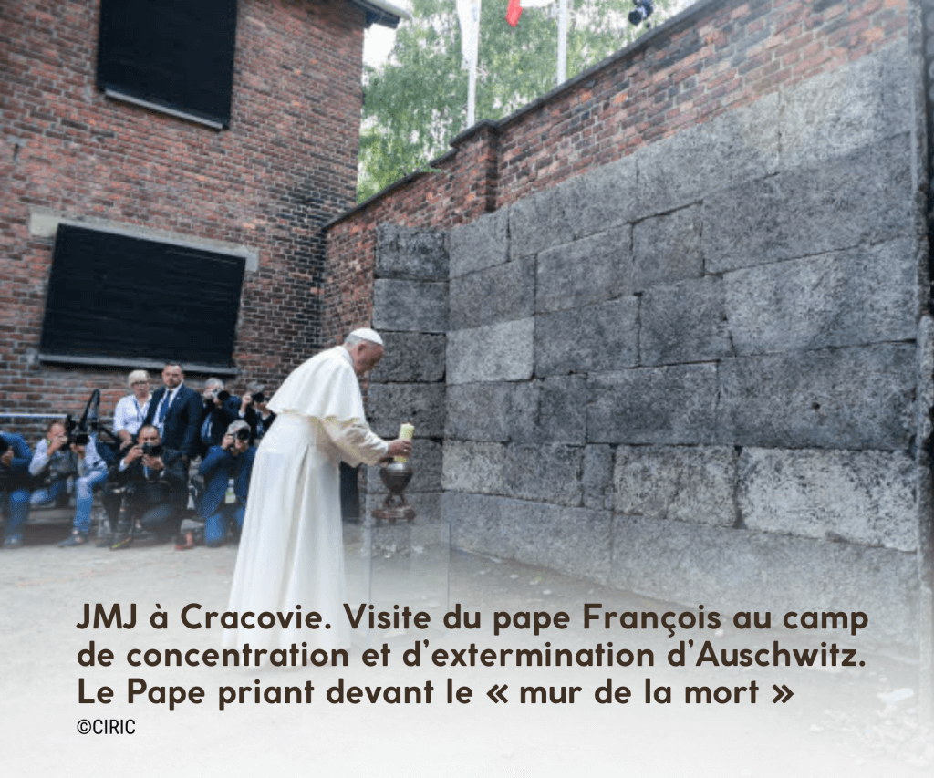 JMJ à cracovie, le Pape prie au camp d'Auschwitz-Birkenau