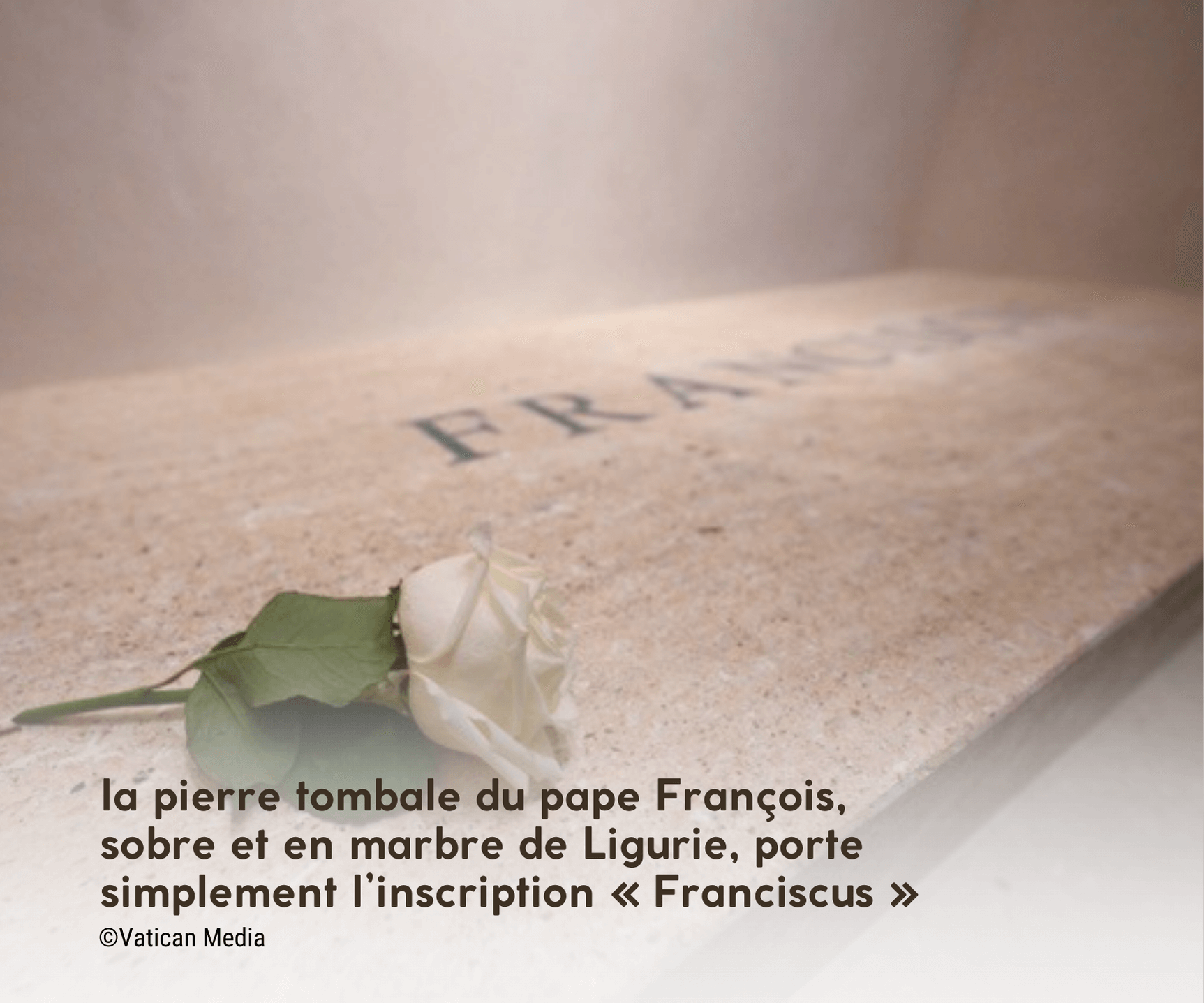 la pierre tombale du pape François