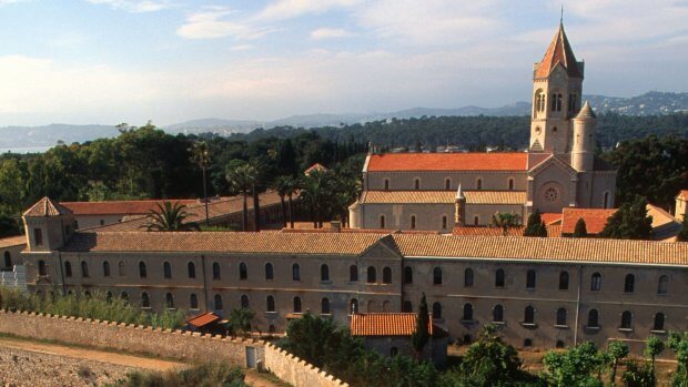 l'abbaye de lérins organise des sessions de retraites