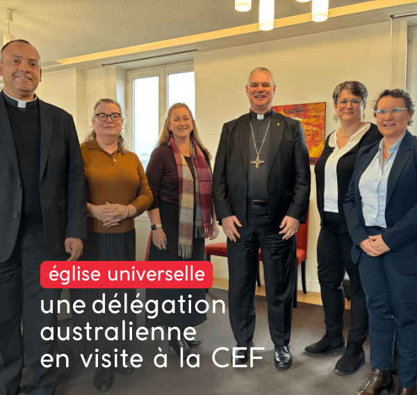 une délégation australienne en viiste à la CEF