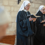 Terre Sainte : moniales d'abou Gosh