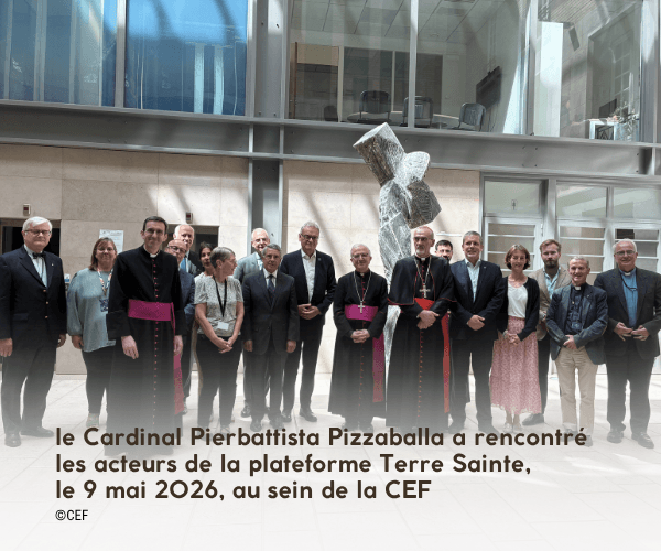 la photo de groupe de la plateforme Terre Sainte la photo de groupe de la plateforme Terre Sainte