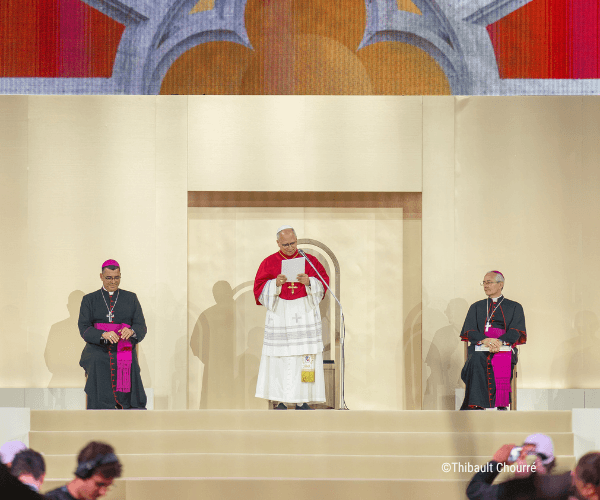 discours du pape Léon XIV au stade de france pendant la veillée
