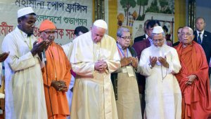 1 décembre 2017 Voyage apostolique du pape François en Bangladesh. Rencontre interreligieuse pour la paix