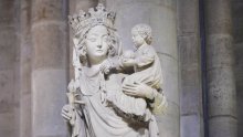 Notre-Dame de Paris, statue de la Vierge Marie